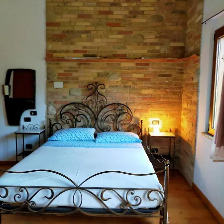 Bed & Breakfast Casale Del Sole