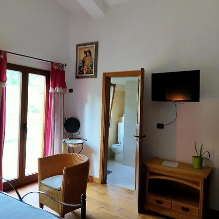 Casale Del Sole Bed & Breakfast