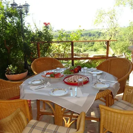 Casale Del Sole Bed & Breakfast Cepagatti
