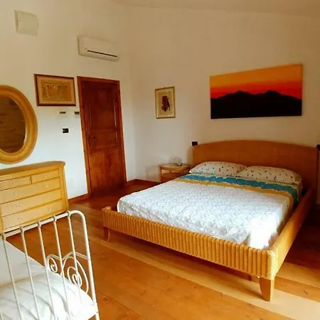 Casale Del Sole 3*