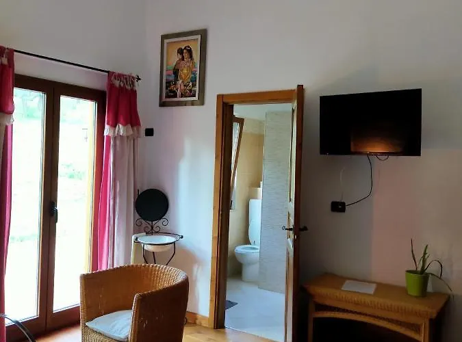 Casale Del Sole Bed & Breakfast